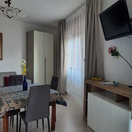 A 20 Passi Dal Mare Apartment *