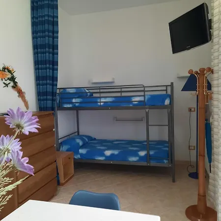 A 20 Passi Dal Mare Apartment *