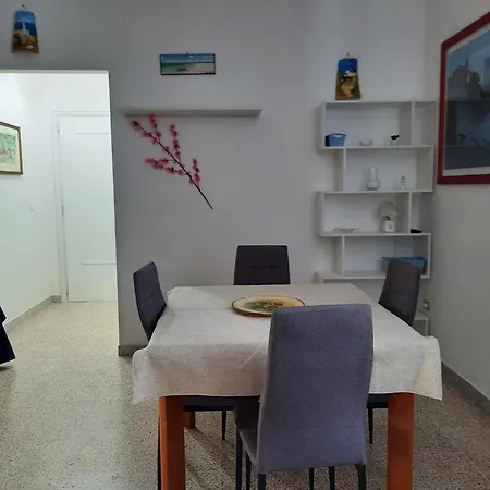 A 20 Passi Dal Mare Apartment *