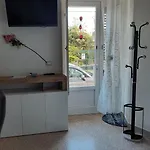 A 20 Passi Dal Mare *